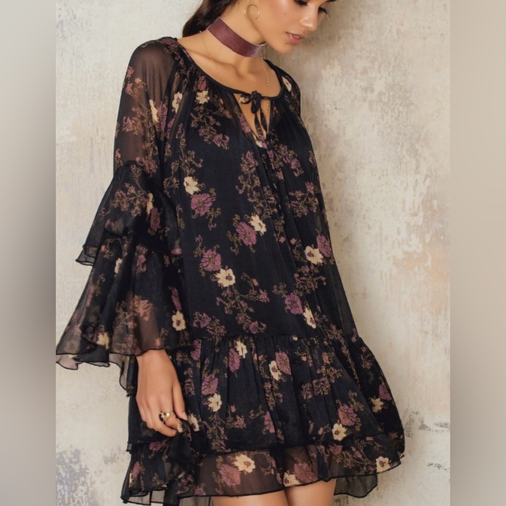 Free People sunsetter black floral drop waist ruffle sleeve mini dress S…